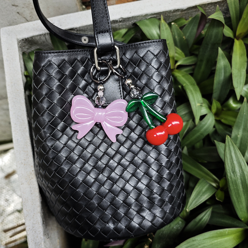 HERLOOK Big Cherry Bag Charm K - огляд і ціна Phone Accessories For Teens